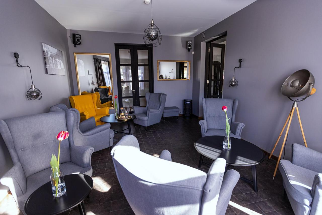 Priedes Maja Hotell Ainaži Exteriör bild